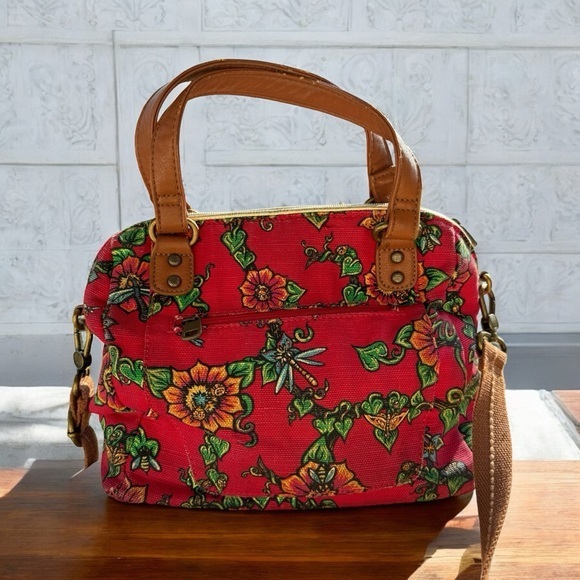 Sakroots retired Artist Circle True Love Ruby Red Crossbody‎ Satchel - Picture 1 of 13